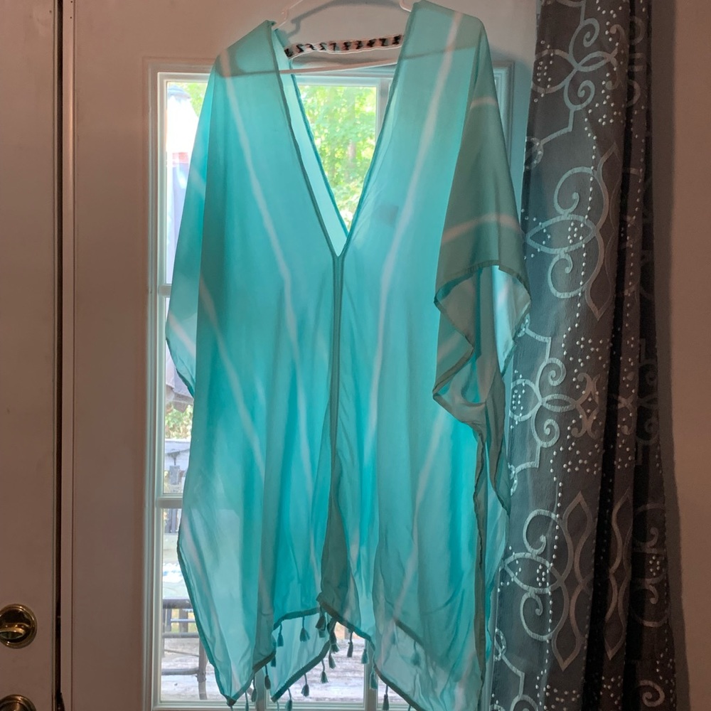 Xhilaration- Womens XL- teal w/ white lines, bathing suit coverup. So pretty.